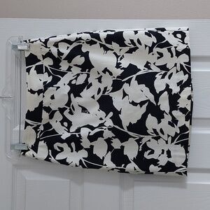 Banana Republic 00P A-line Skirt